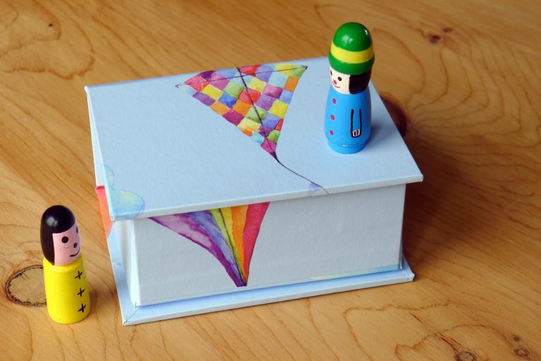 Cute A7 Mini Treasure Box in Kites & Rainbows