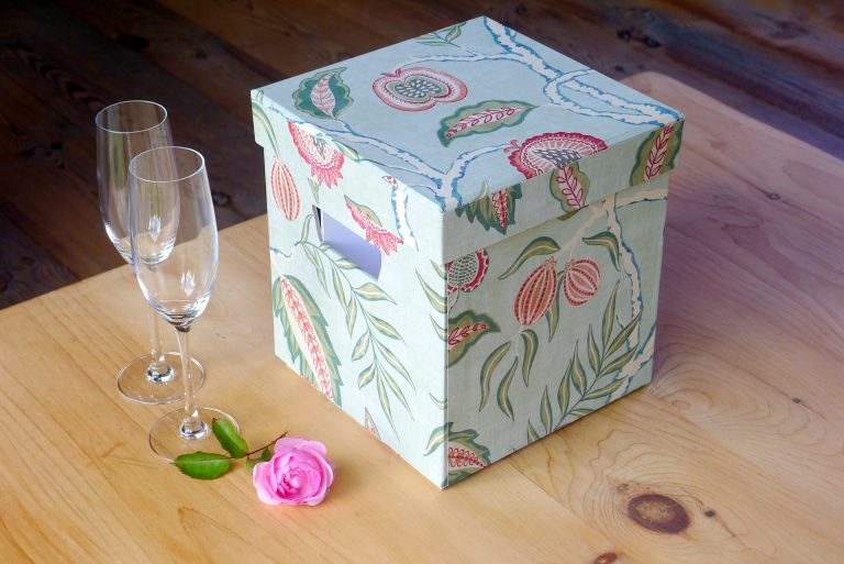 Prosecco Glasses Box in Paradise Fruit Mint