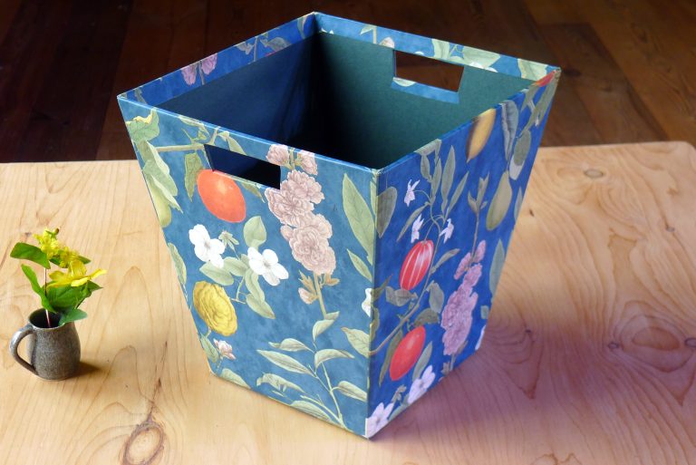 Large Waste Paper Bin in Kew Navy Design